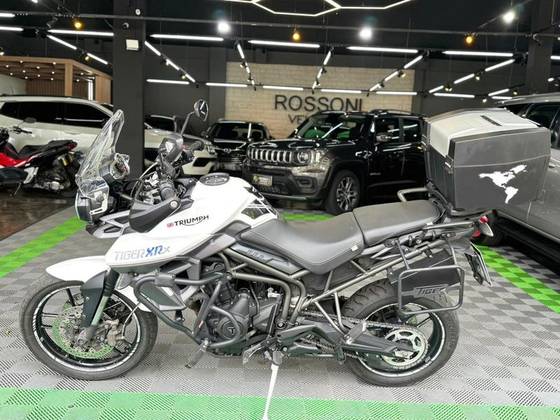 TRIUMPH TIGER 800 XRX 